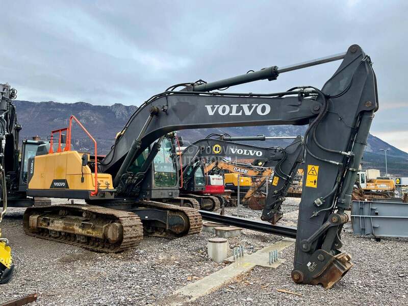 Volvo EC220ENL
