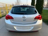 Opel Astra J N.A.V.I / P.SENZORI