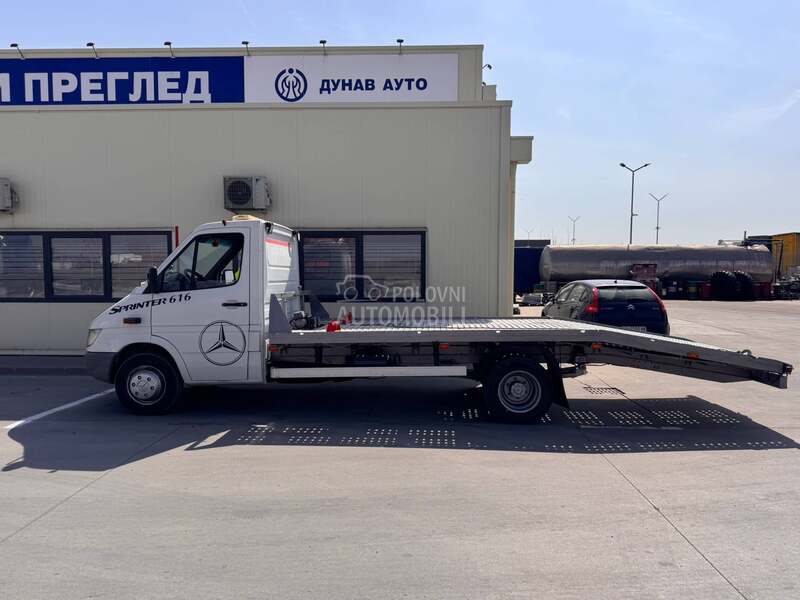 Mercedes Benz 616 c d i