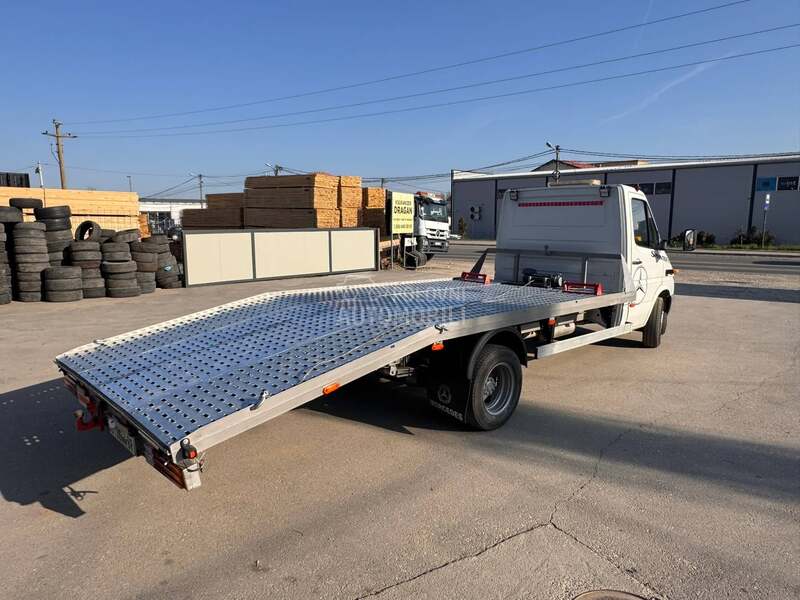 Mercedes Benz 616 c d i