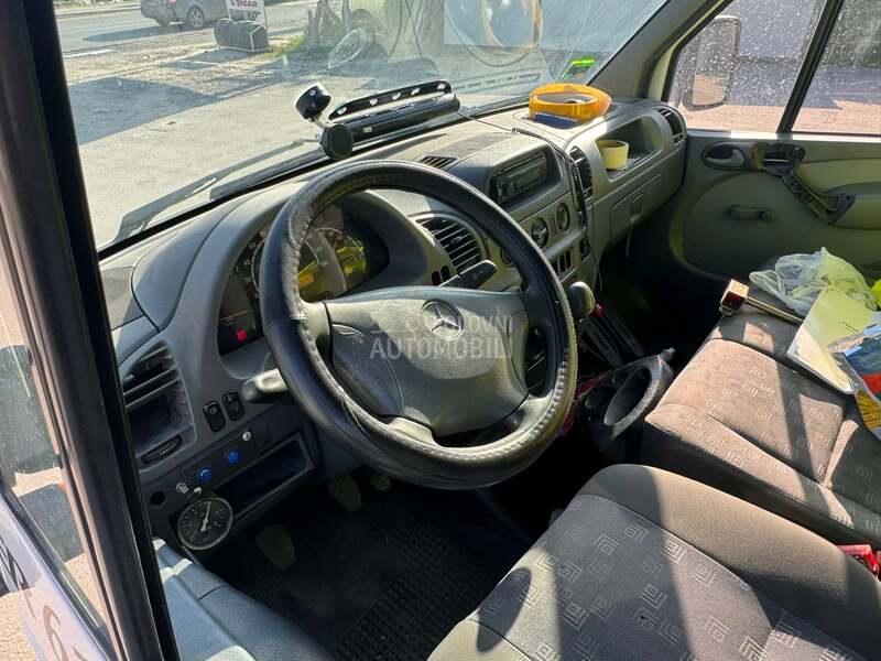 Mercedes Benz 616 c d i