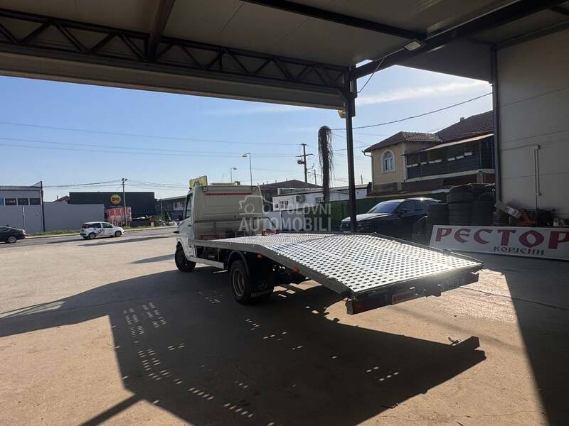 Mercedes Benz 616 c d i