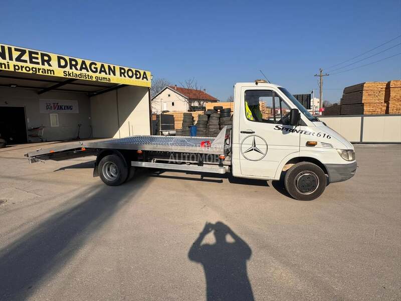 Mercedes Benz 616 c d i