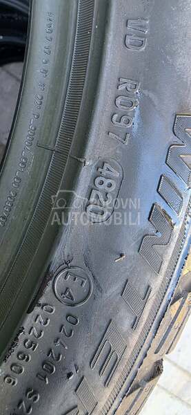Pirelli 245/40 R18 Zimska