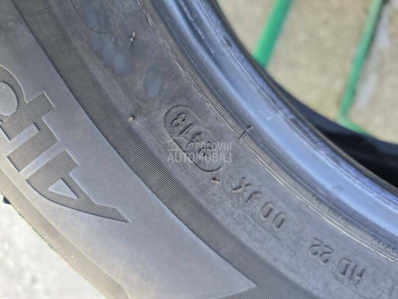 Michelin 215/65 R17 Zimska