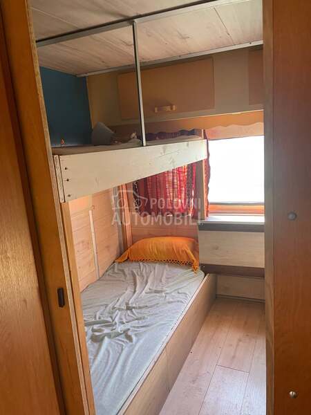 Dethleffs Jubiler caravan