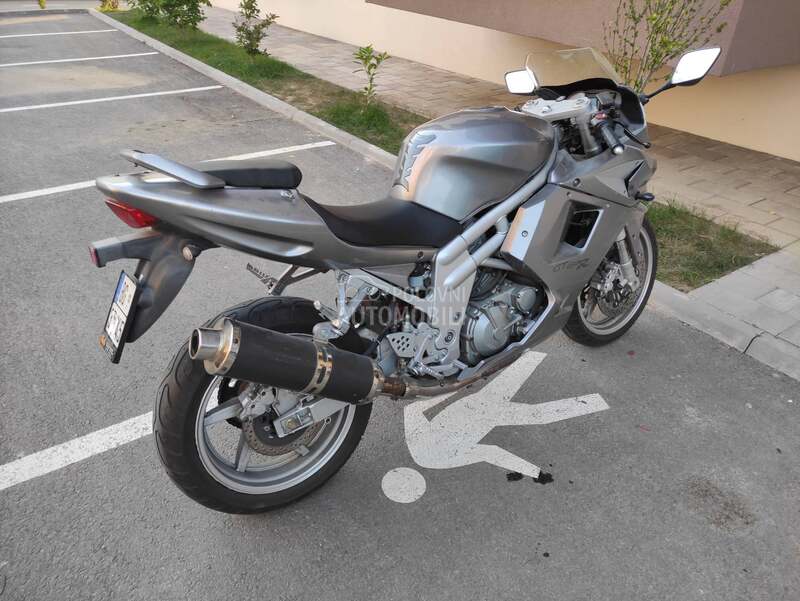 Hyosung GT 650 R