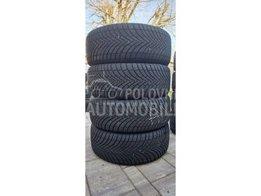 Kumho 255/45 R20 Sve sezone