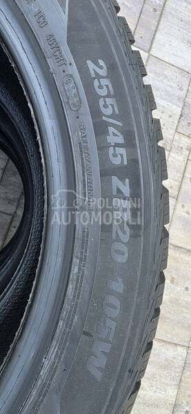 Kumho 255/45 R20 Sve sezone