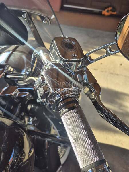 Harley Davidson road king