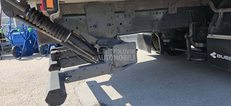 Mercedes Benz Axor 1829