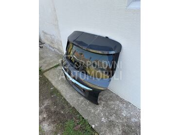 Gepek vrata za Fiat 500X od 2016. do 2022. god.