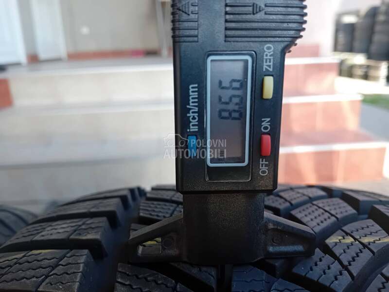 Goodyear 245/40 R18 Zimska