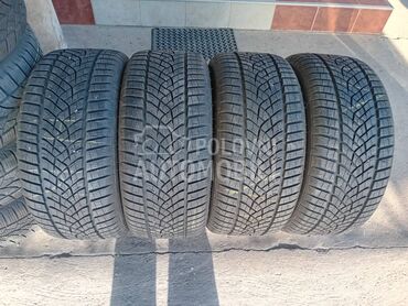 Goodyear 245/40 R18 Zimska
