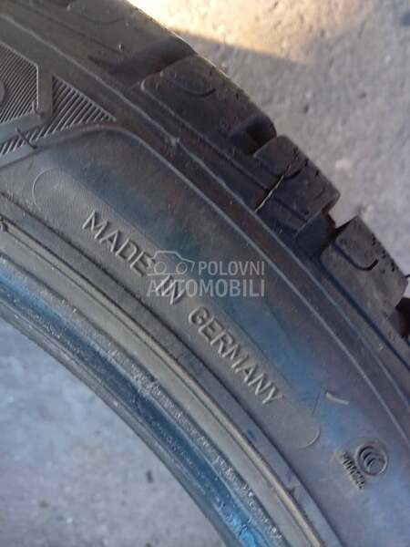 Goodyear 245/40 R18 Zimska