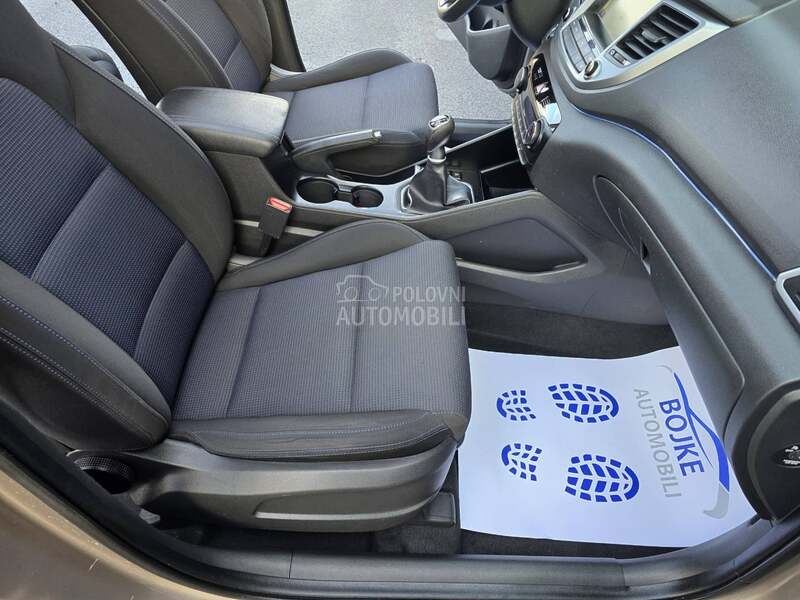 Hyundai Tucson 1.7CRDI PANO