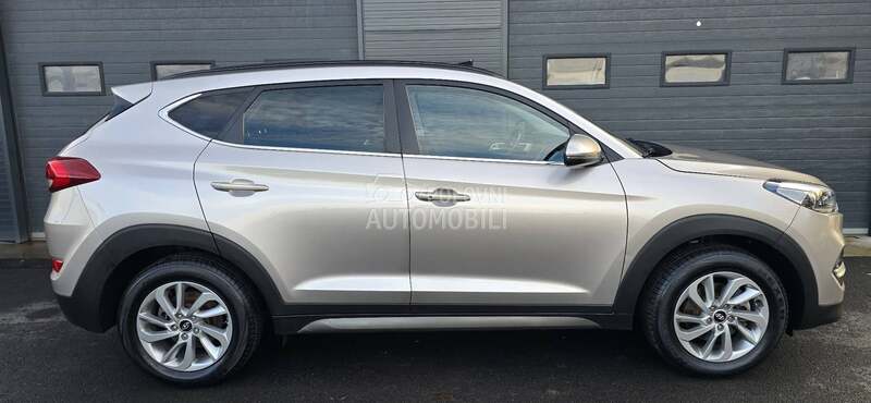 Hyundai Tucson 1.7CRDI PANO