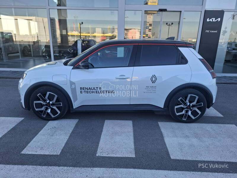 Renault 5 E-Tech TECHNO EV 40 120