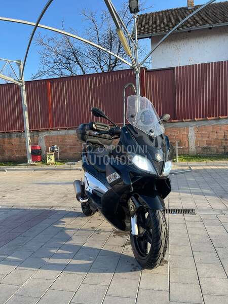 Gilera nexus