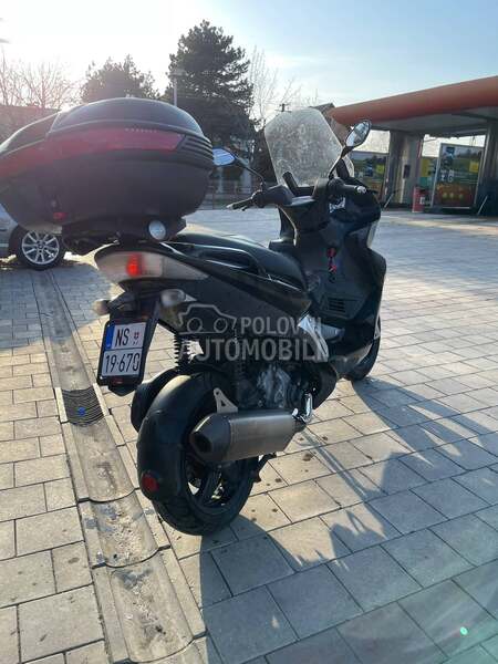 Gilera nexus