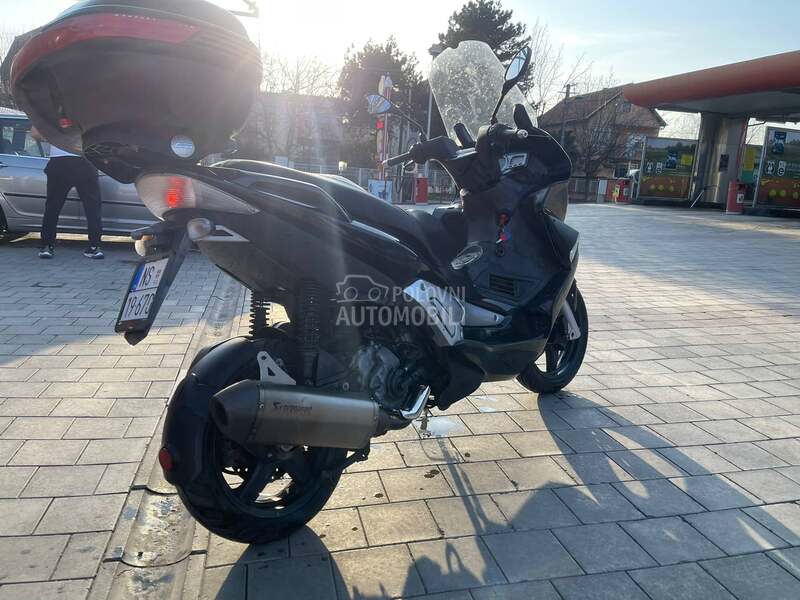 Gilera nexus