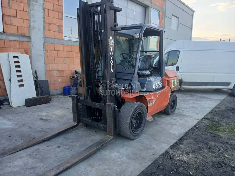 Toyota 45 SAS