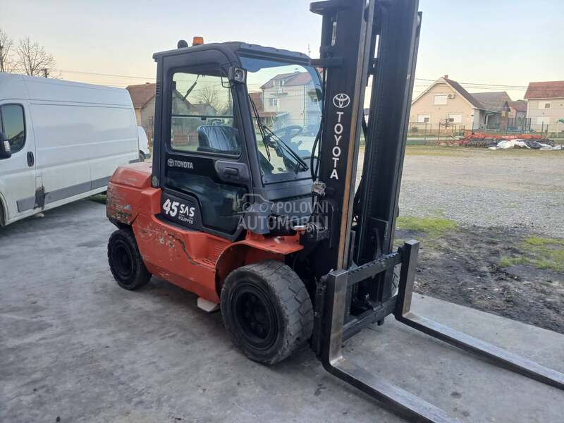 Toyota 45 SAS