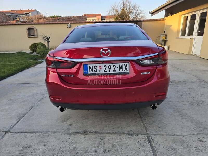 Mazda 6 
