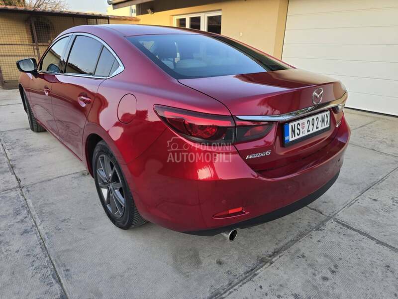 Mazda 6 