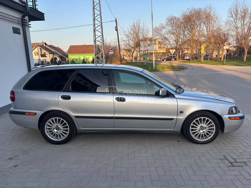 Volvo V40 1.9D