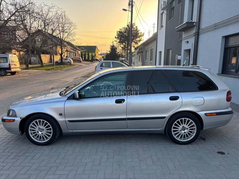 Volvo V40 1.9D