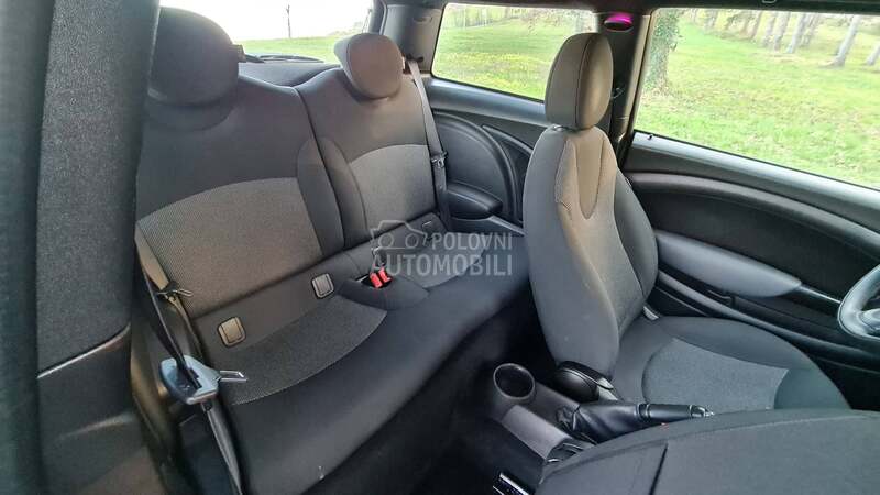 MINI Cooper 1.6 D