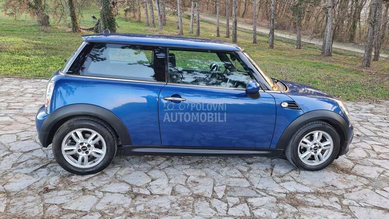 MINI Cooper 1.6 D