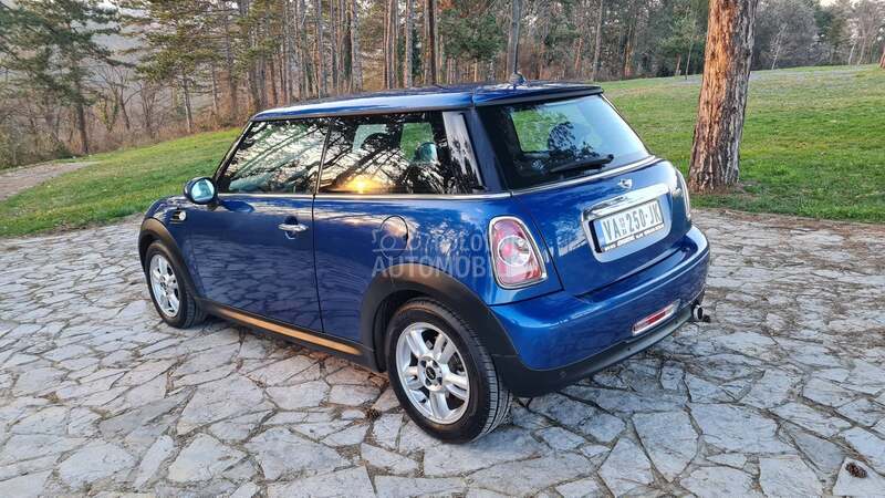 MINI Cooper 1.6 D