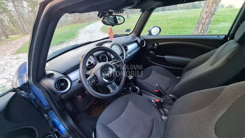 MINI Cooper 1.6 D