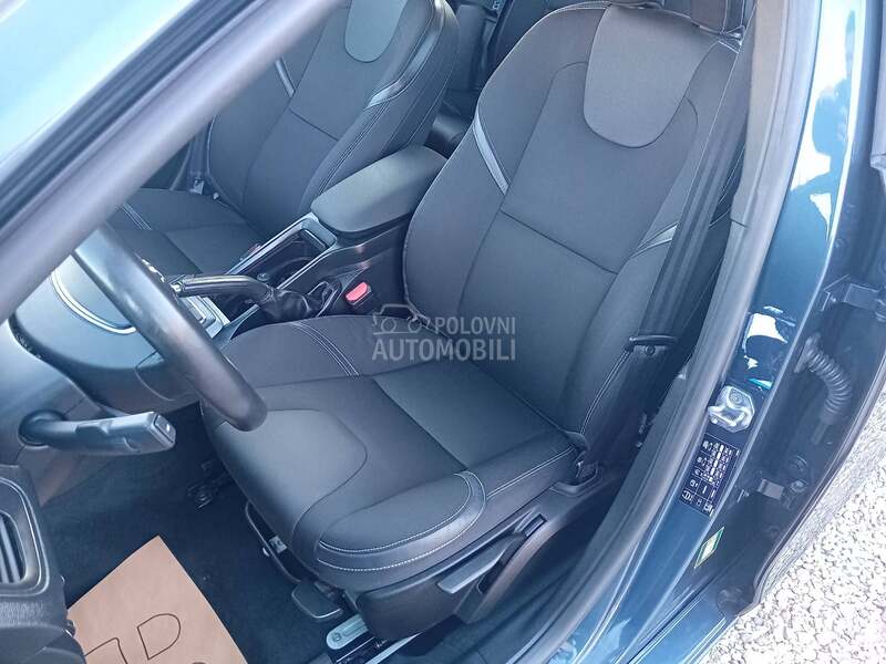 Volvo V40 2.0 D