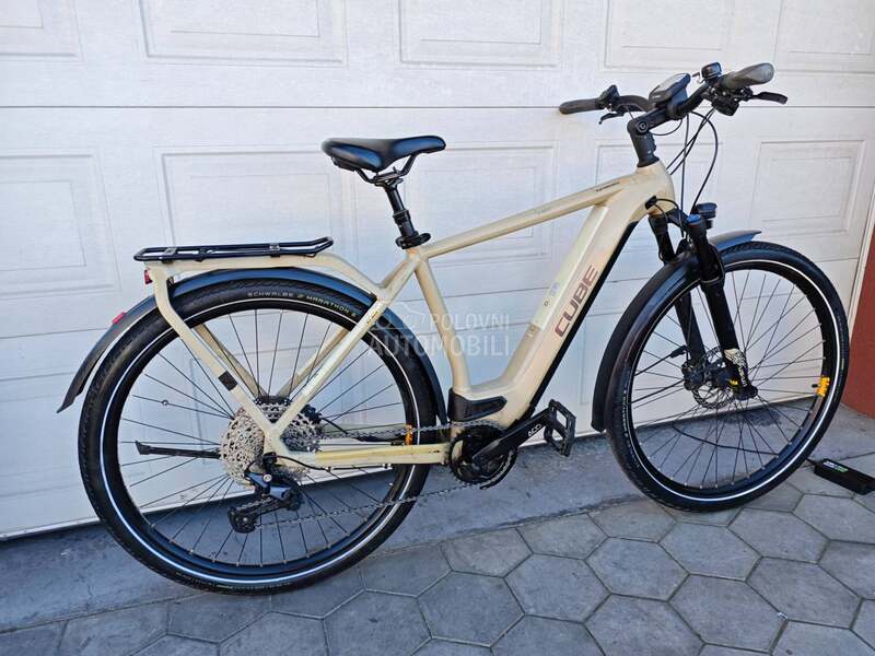 Cube Kathmandu Bosch