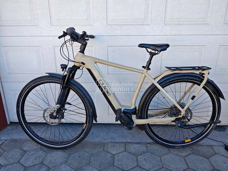 Cube Kathmandu Bosch