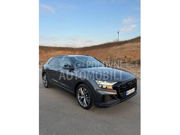 Audi Q8 50 TDI Sline hibrid