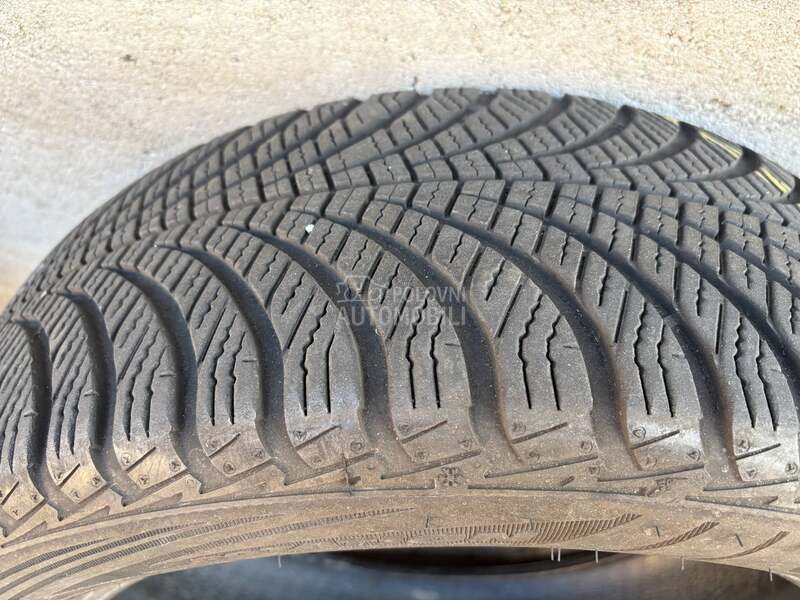 Goodyear 205/55 R17 Zimska