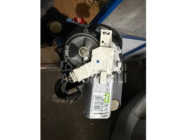 motoric zadnjeg brisaca za Citroen C5 od 2008. do 2016. god.