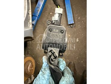 Papucica gasa za Citroen C5 od 2008. do 2016. god.