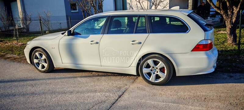BMW 525 e61