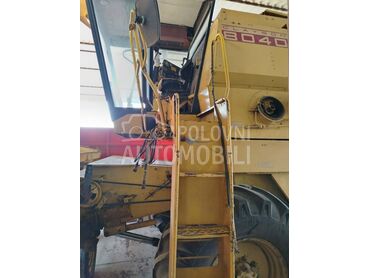 New Holland 8040