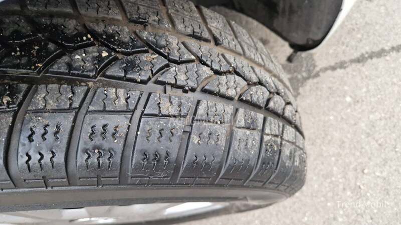 Opel Corsa E 1.4 TNG Srb