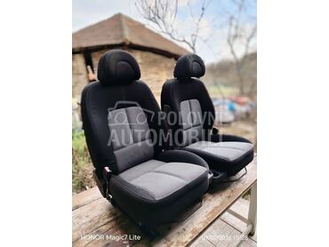 enterijer za Peugeot 407 od 2004. do 2010. god.