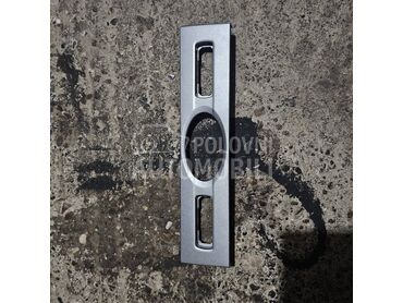 Unutrašnja plastika za Ford Mondeo od 2000. do 2007. god.