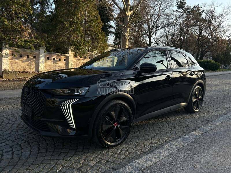 DS 7 Performance Line 300