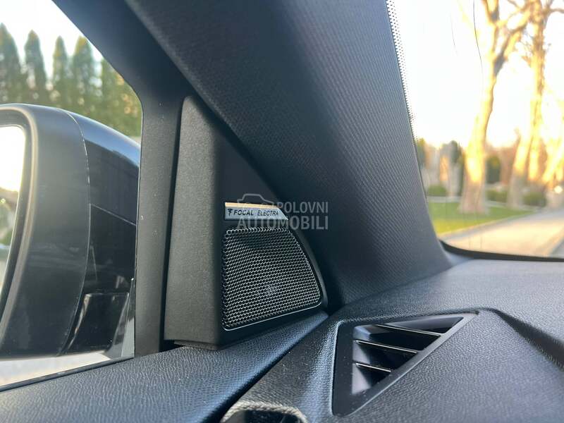 DS 7 Performance Line 300