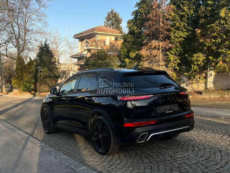 DS 7 Performance Line 300